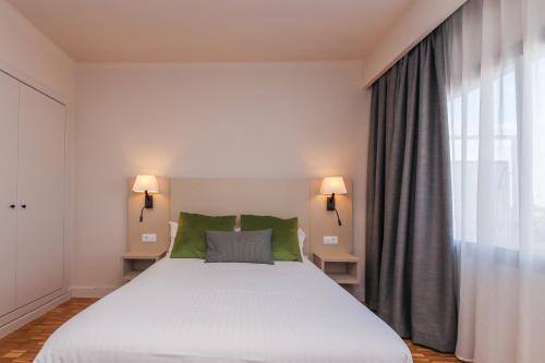 Habitación Doble Deluxe del hotel Lauria. Foto 10
