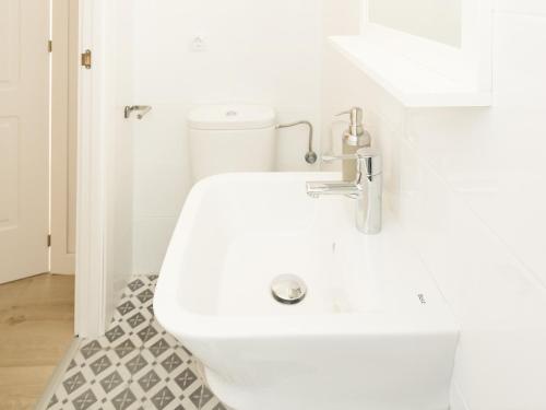 Single Room with Private Bathroom del hotel El ito 27