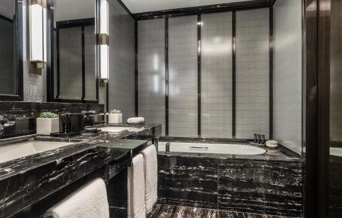 Two Bedroom Park - View Apartment del hotel Four Seasons Kuala Lumpur. Foto 1