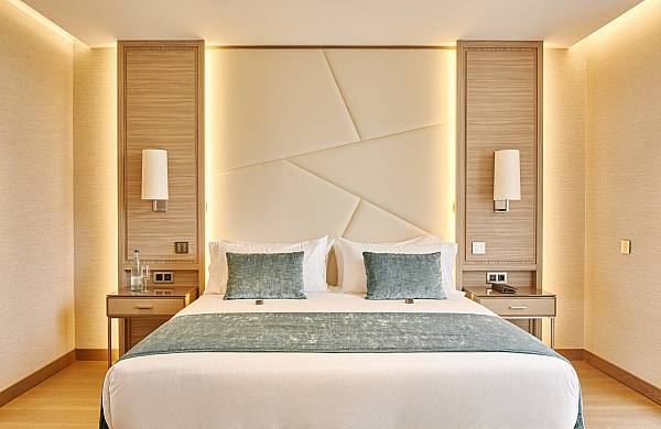 Habitación doble Premium del hotel Vp Plaza España Design. Foto 3