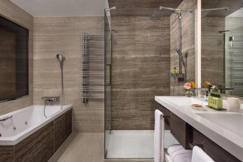 Suite Junior del hotel Vp Plaza España Design. Foto 6