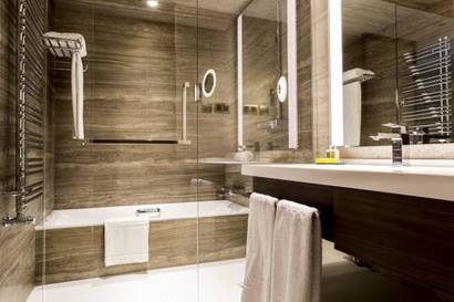 Habitación doble del hotel Vp Plaza España Design. Foto 2