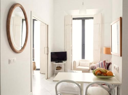 Apartamento de 1 dormitorio con balcón del hotel Sevilla Home Center. Foto 20