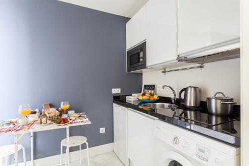 Apartamento Ático con terraza privada del hotel Sevilla Home Center. Foto 4