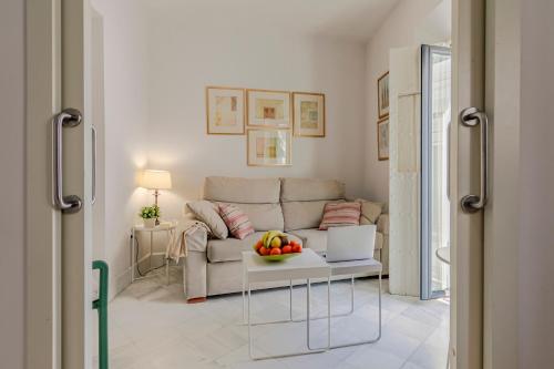 Apartamento Ático con terraza privada del hotel Sevilla Home Center. Foto 13