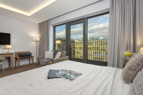 Habitación Doble con balcón - 1 o 2 camas del hotel Royal Prague. Foto 1
