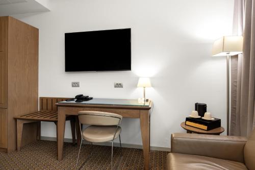 Habitación Doble con balcón - 1 o 2 camas del hotel Royal Prague. Foto 10