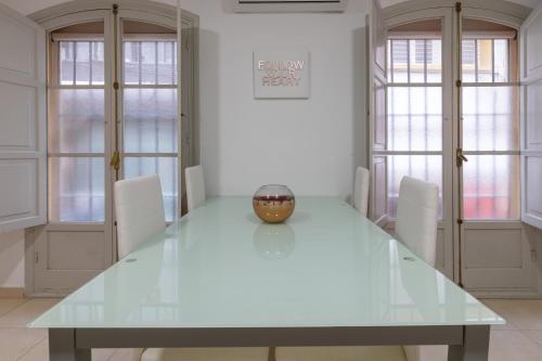 Apartamento del hotel Reservaloen Plaza del Salvador. Foto 8