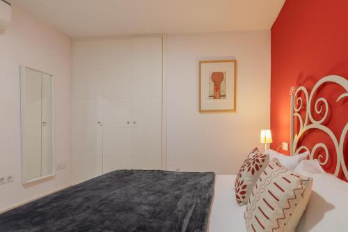 Apartamento del hotel Reservaloen Plaza del Salvador. Foto 9