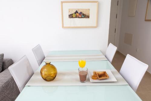 Apartamento de 1 dormitorio del hotel Reservaloen Plaza del Salvador. Foto 5