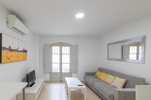 Apartamento de 1 dormitorio del hotel Reservaloen Plaza del Salvador. Foto 11