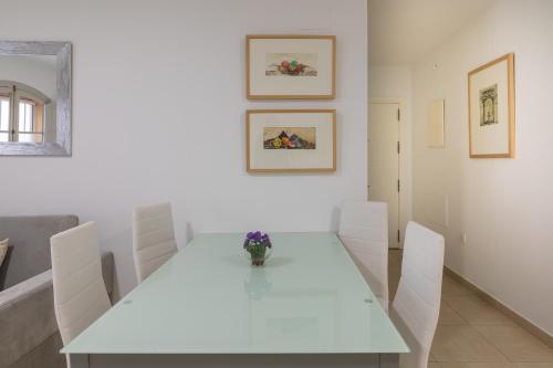 Apartamento de 1 dormitorio del hotel Reservaloen Plaza del Salvador. Foto 13