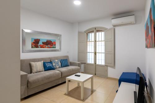 Apartamento de 1 dormitorio del hotel Reservaloen Plaza del Salvador