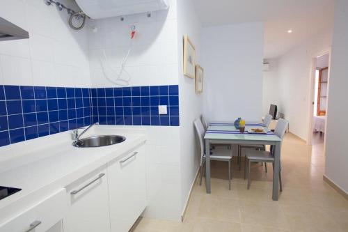 Apartamento de 1 dormitorio del hotel Reservaloen Plaza del Salvador. Foto 6