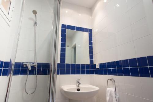 Apartamento de 1 dormitorio del hotel Reservaloen Plaza del Salvador. Foto 8