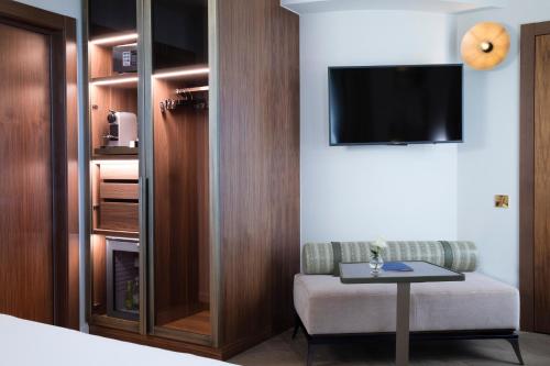 Habitación Doble Deluxe del hotel Maison Breguet. Foto 4