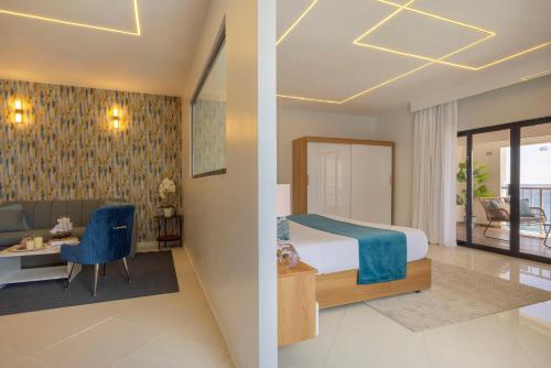 Suite Junior con vistas al mar del hotel HM Alma de Bayahibe - Adults Only. Foto 7