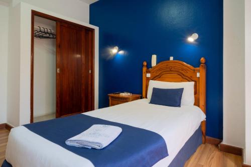 Habitación Individual con baño compartido del hotel San Gines. Foto 9