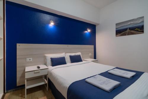 Habitación Doble con baño privado - 1 o 2 camas del hotel San Gines. Foto 13