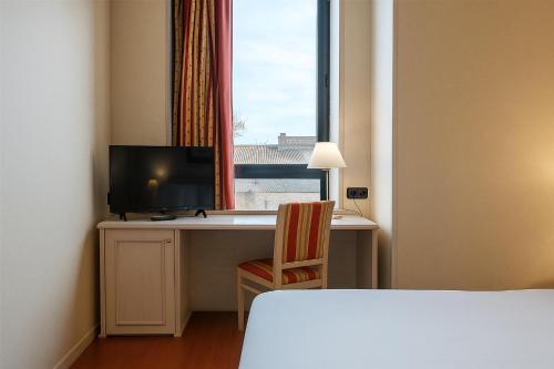 Habitación Doble Estándar - 2 camas del hotel Sunhotel Aston. Foto 4