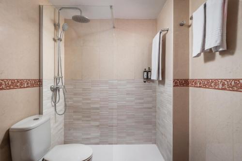 Habitación Doble Económica del hotel Sunhotel Aston. Foto 1