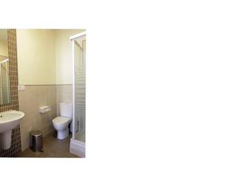 Habitación doble con baño privado del hotel Polaroid Siesta. Foto 1