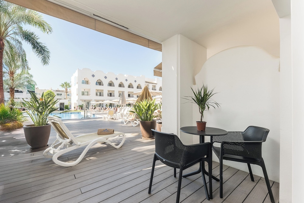 Habitación Doble del hotel Mac Puerto Marina Benalmadena