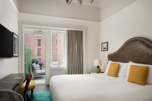Habitación Doble Premium con terraza - 1 cama extragrande del hotel The Beekman, a Thompson. Foto 1