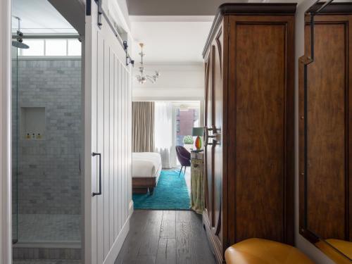 Premium Queen Room with Terrace del hotel The Beekman, a Thompson. Foto 6