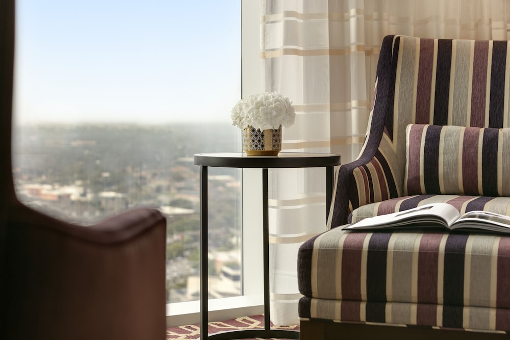 Fairmont Gold, Habitación, 1 cama de matrimonio grande del hotel Fairmont Austin. Foto 1