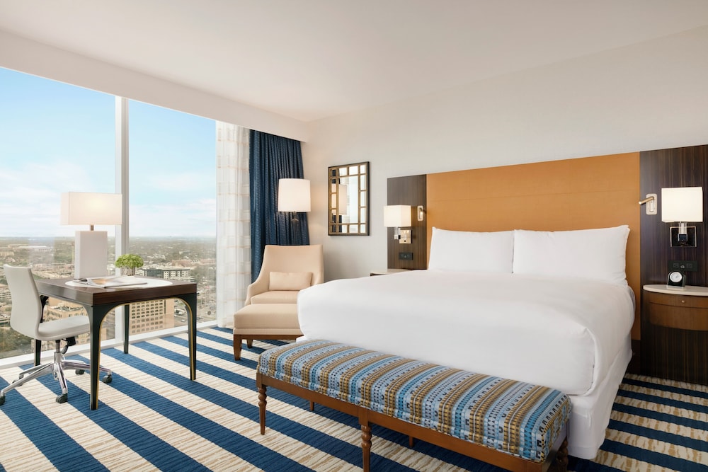 Habitación Signature, 2 camas de matrimonio, en esquina del hotel Fairmont Austin