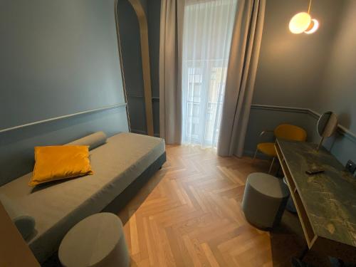 Habitación Triple Deluxe del hotel Berna. Foto 7