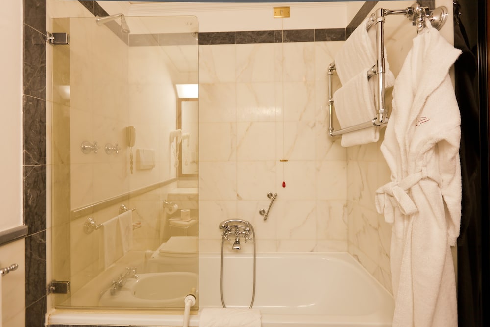 Habitación Deluxe doble del hotel Doria Grand. Foto 8