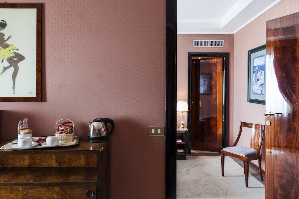 Suite junior del hotel Doria Grand. Foto 9