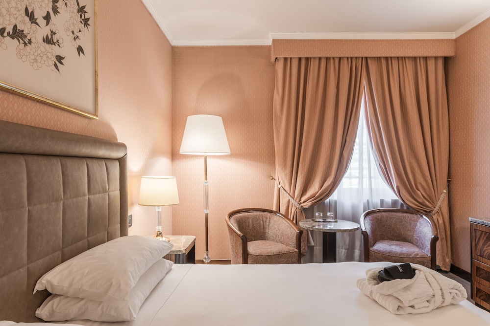 Habitación Deluxe, 2 camas individuales del hotel Doria Grand. Foto 4