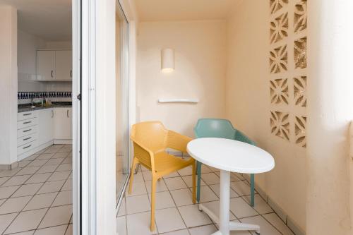 Apartamento con vistas al mar del hotel R2 Maryvent Beach Apartaments. Foto 1