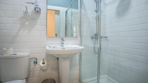 Double Room Exterior del hotel Madrid. Foto 7