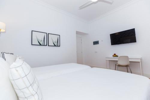 Double Room Interior del hotel Madrid. Foto 4