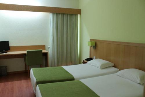 Habitación Doble - 2 camas del hotel Viseu Garden. Foto 1