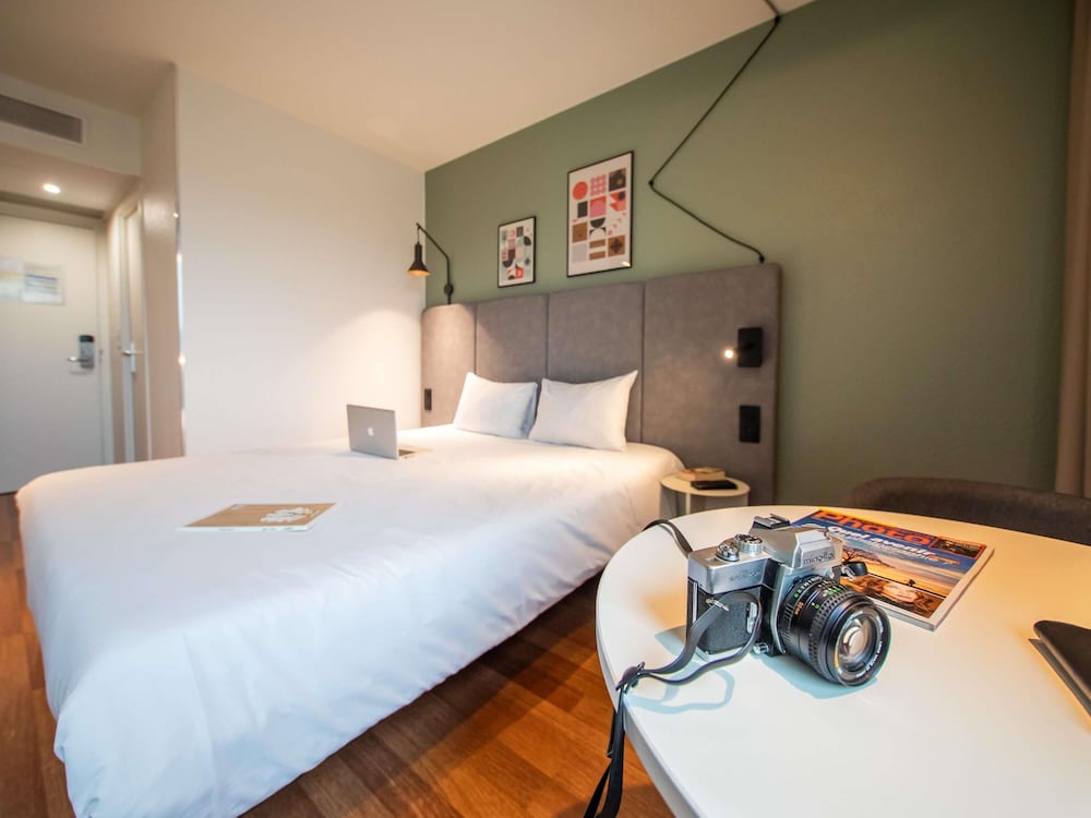 Habitación Standard con una cama doble del hotel Ibis Nogent Sur Marne