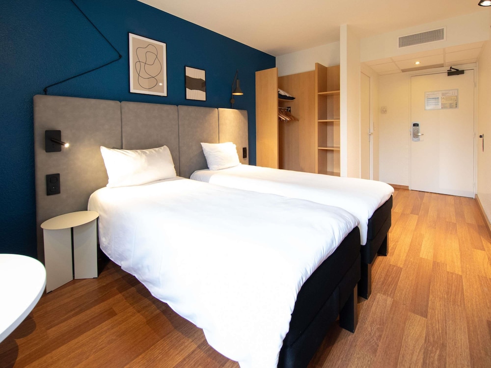 Habitación Standard con dos camas individuales del hotel Ibis Nogent Sur Marne. Foto 6