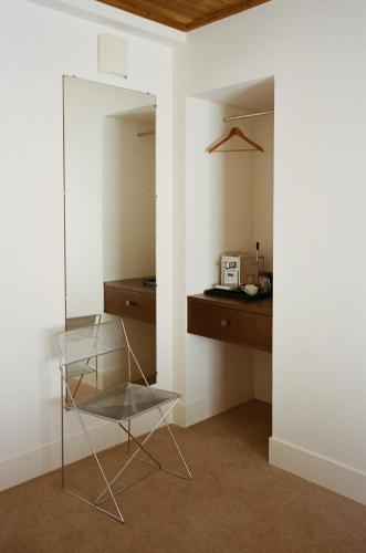 Habitación Clásica - con balcón del hotel Victor Massé. Foto 5