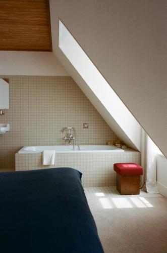 Habitación Deluxe - última planta del hotel Victor Massé. Foto 1