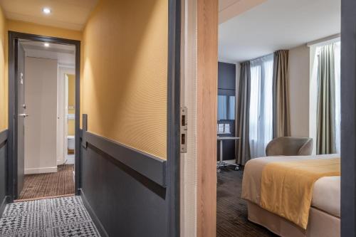 2 chambres supérieures attenantes del hotel Mercure Paris 9 Pigalle Sacre-coeur. Foto 2