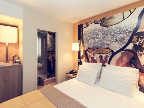 Habitación Doble Superior del hotel Mercure Paris 9 Pigalle Sacre-coeur. Foto 4