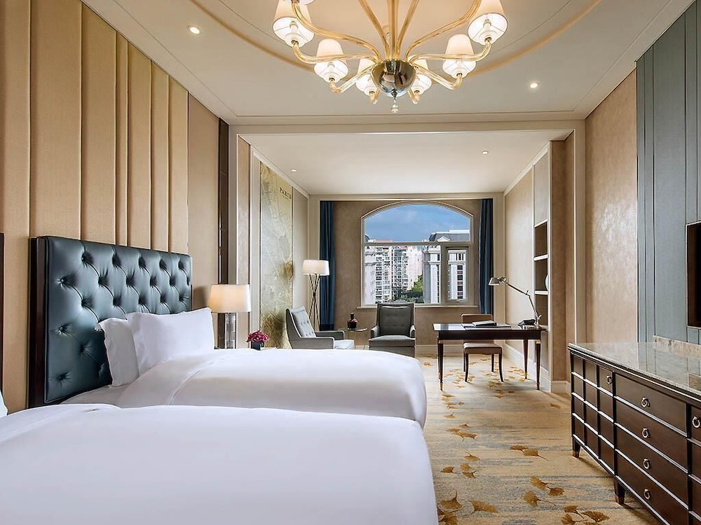 Habitación superior, 2 camas individuales del hotel Sofitel Shanghai Hongqiao. Foto 7