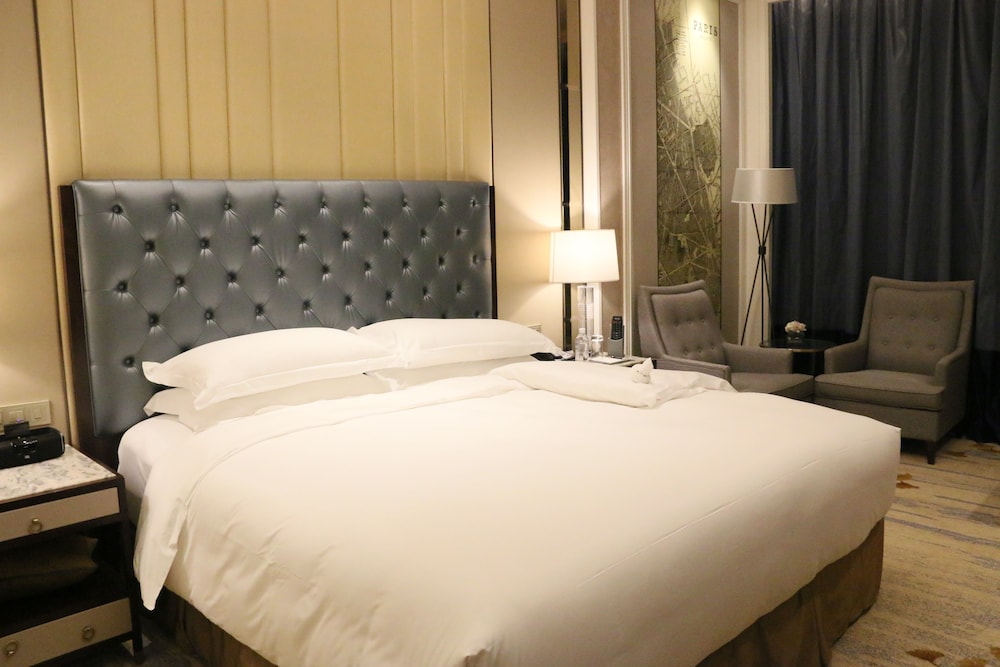 Habitación de Lujo, 1 cama king size del hotel Sofitel Shanghai Hongqiao. Foto 6