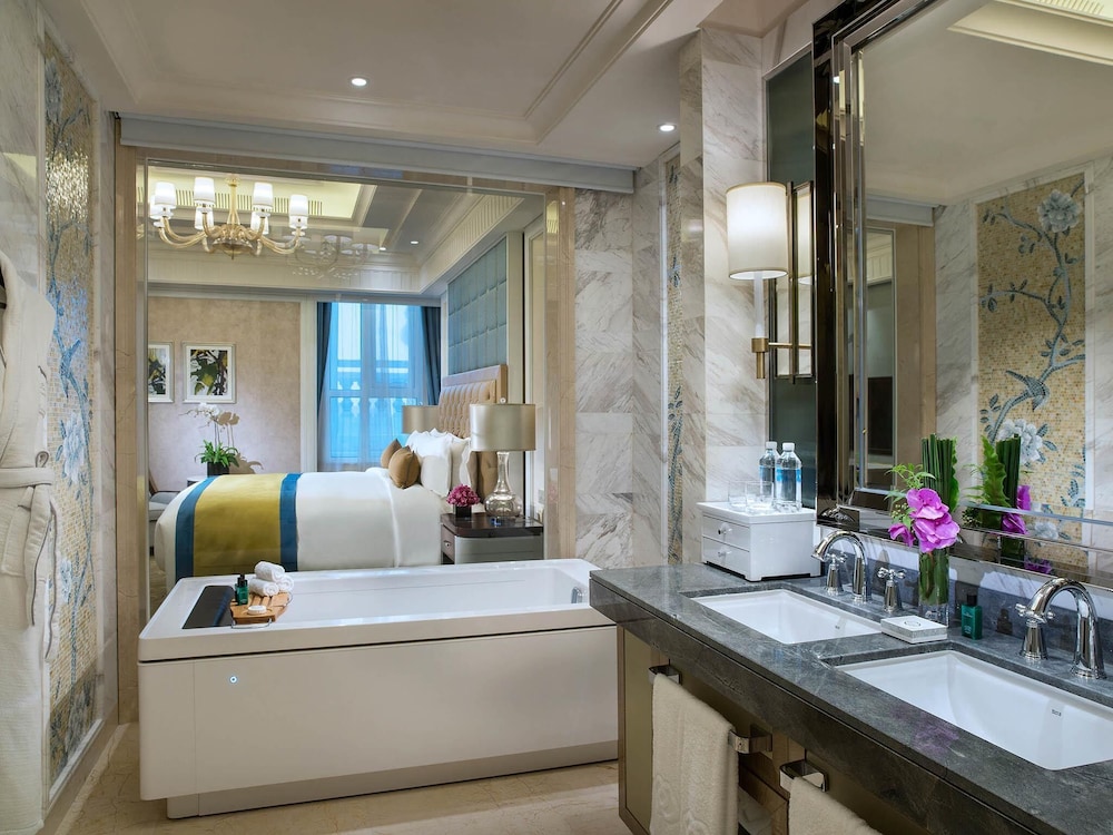 SUITE PRESTIGE, Acceso Club Millésime, 1 Cama King Size del hotel Sofitel Shanghai Hongqiao