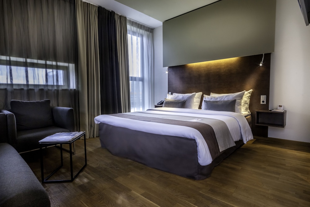 Habitación Business, 1 cama de matrimonio grande del hotel Artemis Amsterdam