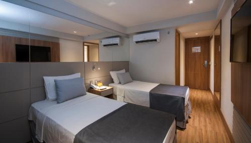 Habitación Doble Estándar - 2 camas del hotel Atlântico Travel. Foto 2